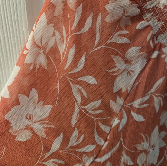 Floral Women's Top - Pink - Picture 10 of 14